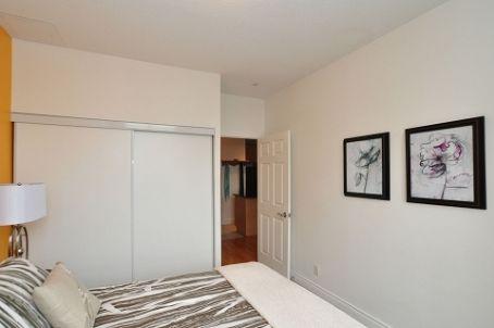 up 2 - 245 Davisville Ave, Condo with 1 bedrooms, 1 bathrooms and 1 parking in Toronto ON | Image 7