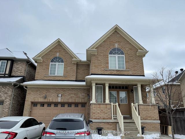 51 Hadfield Circ, House detached with 2 bedrooms, 1 bathrooms and 1 parking in Brampton ON | Image 1