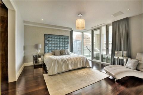 1101 - 155 Cumberland St, Condo with 2 bedrooms, 3 bathrooms and 2 parking in Toronto ON | Image 12