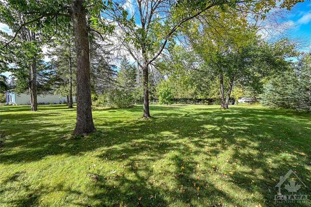 3805 Big Rideau Lake Road, House detached with 3 bedrooms, 2 bathrooms and 12 parking in Rideau Lakes ON | Image 24