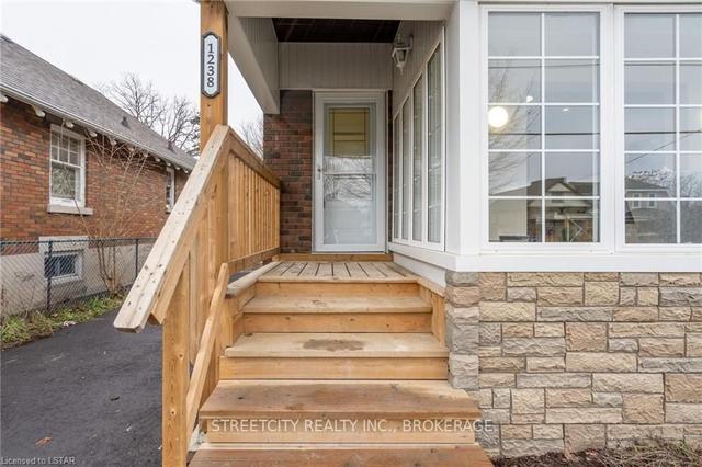 1238 York St, House detached with 4 bedrooms, 2 bathrooms and 5 parking in London ON | Image 23