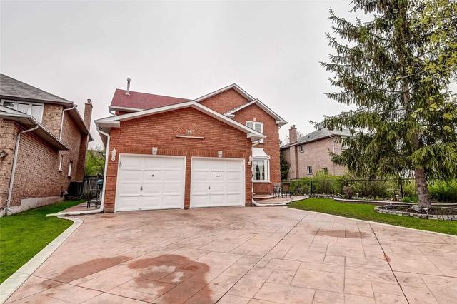 36 Dumaurier Cres, House detached with 4 bedrooms, 4 bathrooms and 8 parking in Richmond Hill ON | Image 12