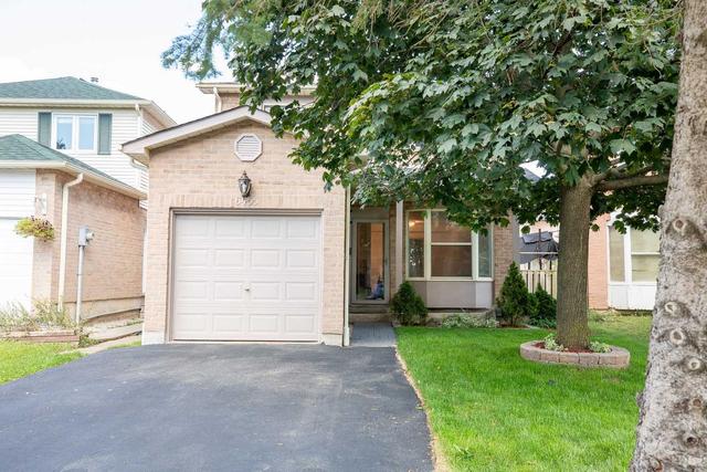 6455 Tisler Cres, House detached with 3 bedrooms, 3 bathrooms and 3 parking in Mississauga ON | Image 1