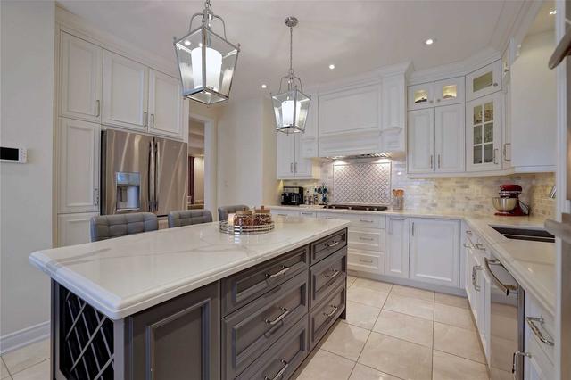 34 Firefly Rd, House detached with 4 bedrooms, 5 bathrooms and 4 parking in Brampton ON | Image 5