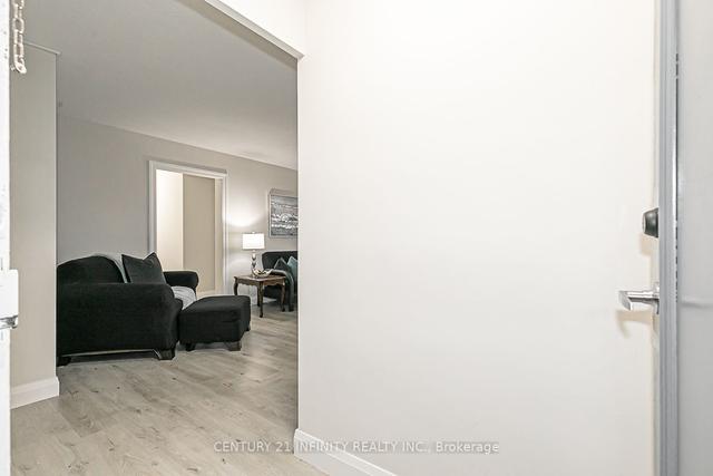 314 - 10 Edgecliff Gfwy, Condo with 3 bedrooms, 2 bathrooms and 1 parking in Toronto ON | Image 17