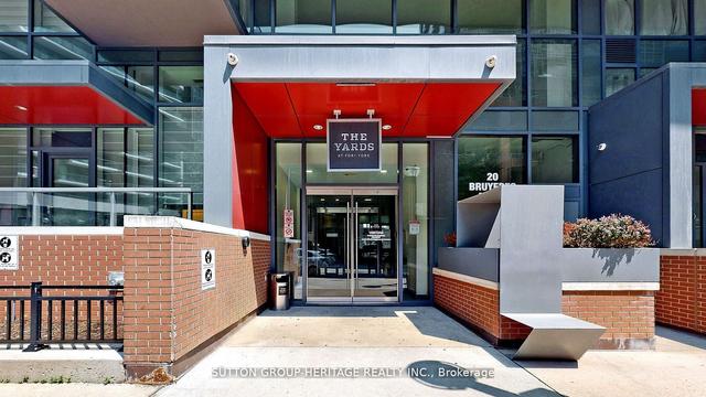 1901 - 20 Bruyeres Mews, Condo with 1 bedrooms, 1 bathrooms and 1 parking in Toronto ON | Image 2