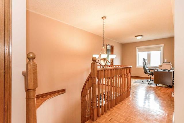 5 Foxtail Rd, House detached with 4 bedrooms, 4 bathrooms and 6 parking in Brampton ON | Image 8