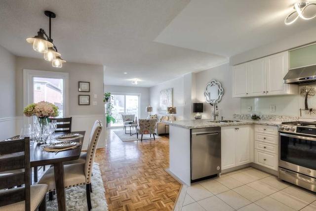 77 Ruby Cres, House attached with 3 bedrooms, 3 bathrooms and 4 parking in Richmond Hill ON | Image 35