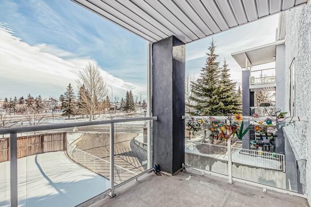 2210 - 2280 68 Street Ne, Condo with 2 bedrooms, 1 bathrooms and 2 parking in Calgary AB | Image 2