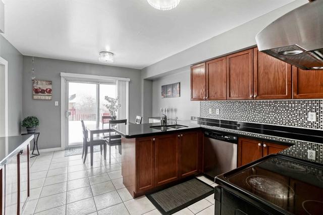 45 Albright Rd, House detached with 3 bedrooms, 4 bathrooms and 6 parking in Brampton ON | Image 6