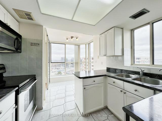 p-10 - 100 Observatory Lane, Condo with 2 bedrooms, 2 bathrooms and 1 parking in Richmond Hill ON | Image 16