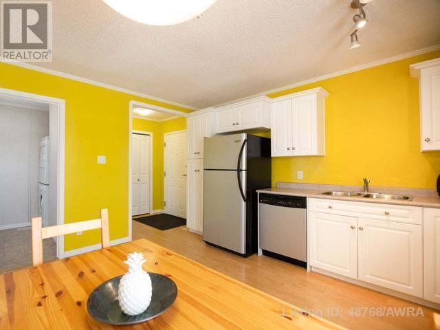 203, - 2814 48 Avenue, Condo with 2 bedrooms, 1 bathrooms and null parking in Athabasca AB | Image 3