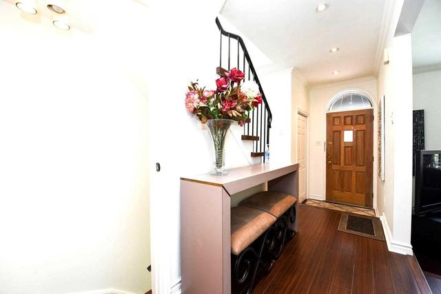 203 Davisville Ave, House attached with 3 bedrooms, 4 bathrooms and 2 parking in Toronto ON | Image 16