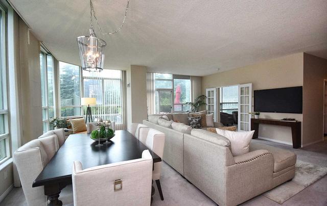 112 - 7825 Bayview Ave, Condo with 2 bedrooms, 2 bathrooms and 2 parking in Markham ON | Image 2