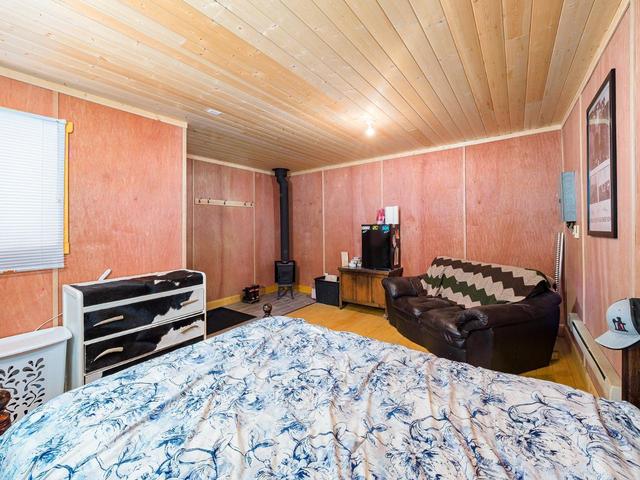 2360 Trans Canada Highway N, House detached with 4 bedrooms, 2 bathrooms and null parking in Columbia Shuswap A BC | Image 30