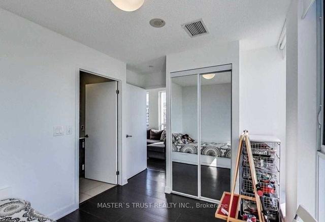 2502 - 55 Regent Park Blvd, Condo with 2 bedrooms, 2 bathrooms and 1 parking in Toronto ON | Image 2