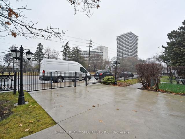 204 - 5877 Bathurst St, Townhouse with 2 bedrooms, 1 bathrooms and 1 parking in Toronto ON | Image 32