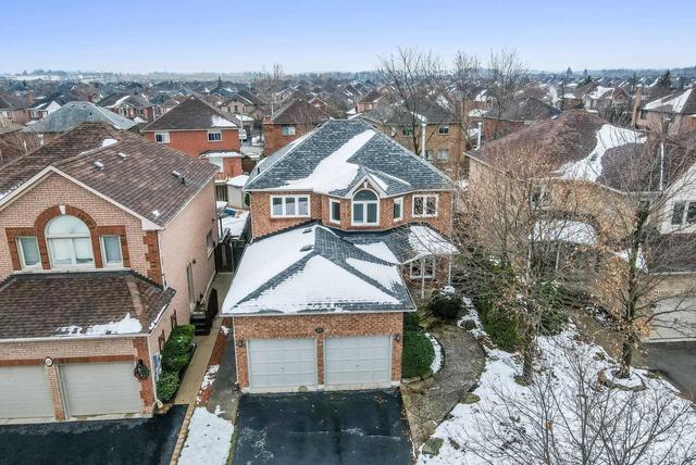 66 Killaloe Cres, House detached with 3 bedrooms, 3 bathrooms and 6 parking in Halton Hills ON | Image 32