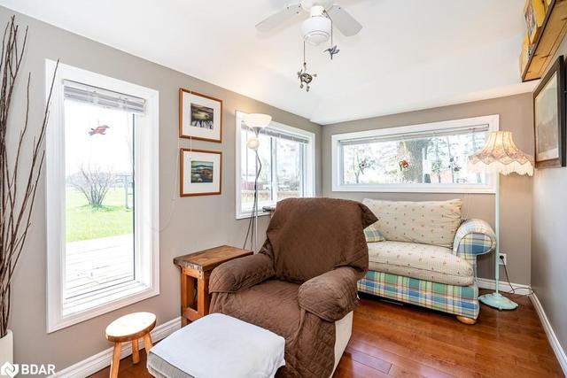 3825 26 Highway, House detached with 3 bedrooms, 1 bathrooms and 8 parking in Springwater ON | Image 21