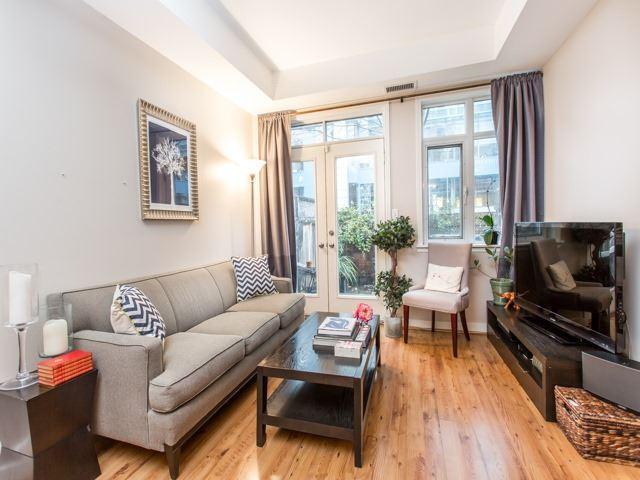 Th120 - 500 Richmond St W, Townhouse with 2 bedrooms, 1 bathrooms and 1 parking in Toronto ON | Image 2