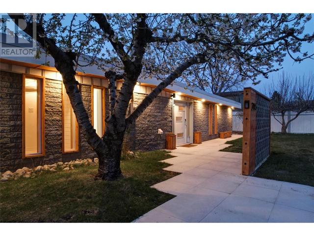 266 Alder Avenue, House detached with 3 bedrooms, 2 bathrooms and 1 parking in Okanagan Similkameen I BC | Image 6