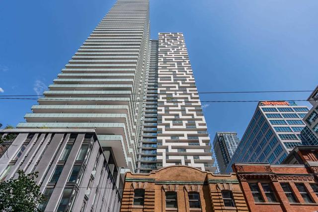 311 - 25 Richmond St E, Condo with 2 bedrooms, 2 bathrooms and 1 parking in Toronto ON | Card Image