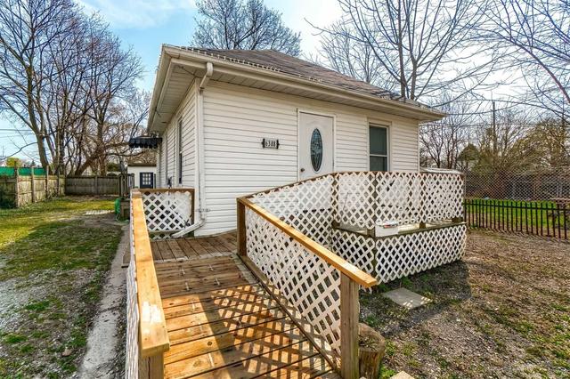 6388 Thorold Stone Rd, House detached with 1 bedrooms, 2 bathrooms and 8 parking in Niagara Falls ON | Image 17