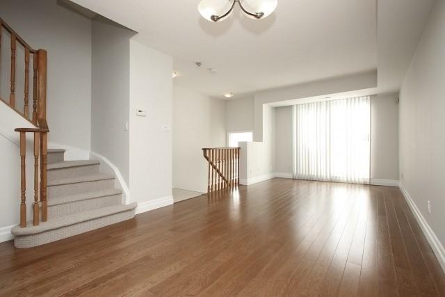 315 Grandview Way, Townhouse with 2 bedrooms, 2 bathrooms and 2 parking in Toronto ON | Image 12