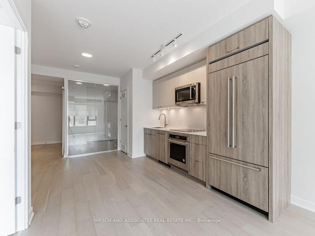 508 - 840 St. Clair Ave W, Condo with 2 bedrooms, 2 bathrooms and 1 parking in Toronto ON | Image 11