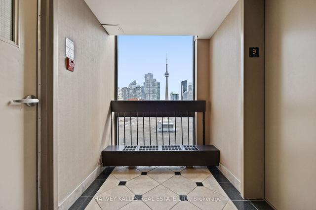 923 - 89 Mccaul St E, Condo with 1 bedrooms, 1 bathrooms and 0 parking in Toronto ON | Image 13