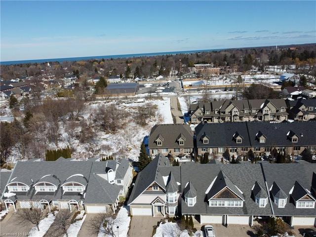 19 Shaws Lane, House attached with 2 bedrooms, 2 bathrooms and null parking in Niagara on the Lake ON | Image 40