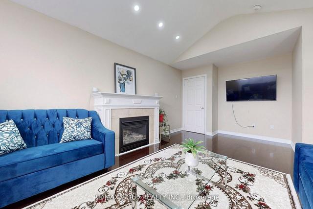 111 Sandmere Ave, House detached with 4 bedrooms, 5 bathrooms and 4 parking in Brampton ON | Image 9