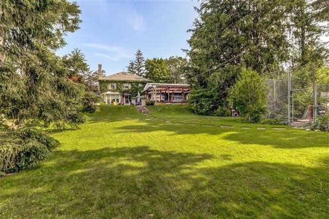 92 North Dr, House detached with 4 bedrooms, 5 bathrooms and 9 parking in Toronto ON | Image 5