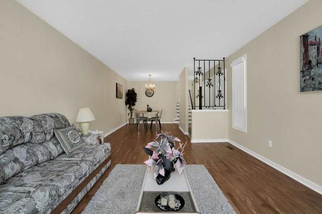 470 Daralea Hts, House semidetached with 4 bedrooms, 2 bathrooms and 4 parking in Mississauga ON | Image 23