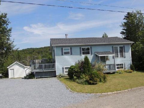 10 Watercrest Rd, House detached with 2 bedrooms, 1 bathrooms and 6 parking in Saint John NB | Image 1