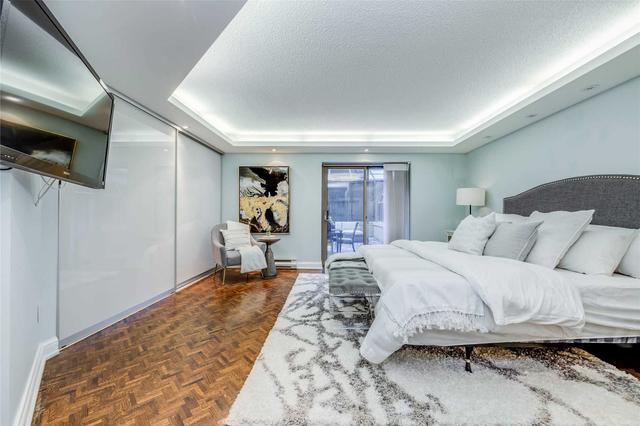 206 - 160 Frederick St, Condo with 2 bedrooms, 2 bathrooms and 1 parking in Toronto ON | Image 16