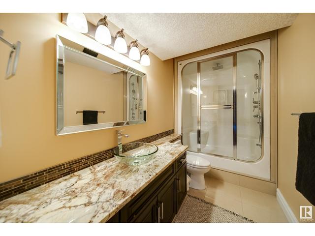 5537 Mcluhan Bl Nw, House detached with 6 bedrooms, 5 bathrooms and 6 parking in Edmonton AB | Image 44