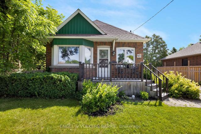 33 Patricia Ave, House detached with 2 bedrooms, 2 bathrooms and 3 parking in Oshawa ON | Image 28