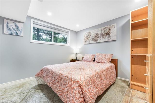 4421 Side Rd 4, House detached with 5 bedrooms, 2 bathrooms and 7 parking in Burlington ON | Image 21