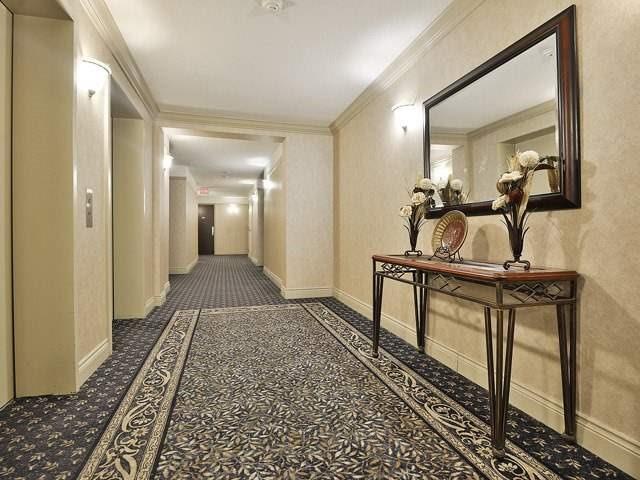 1203 - 50 Eglinton Ave W, Condo with 1 bedrooms, 1 bathrooms and 1 parking in Mississauga ON | Image 5