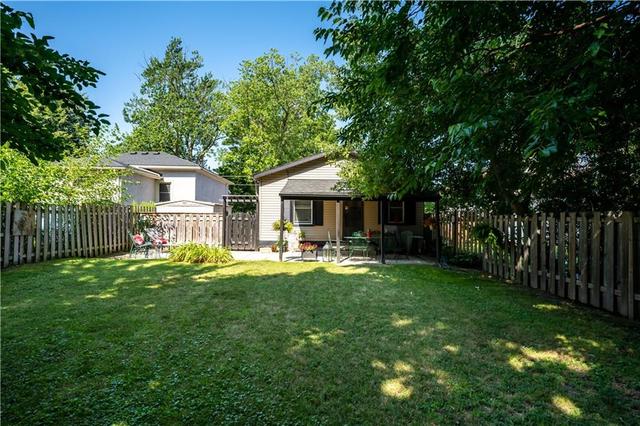 22 Woodland Avenue, House detached with 2 bedrooms, 1 bathrooms and 3 parking in St. Catharines ON | Image 28
