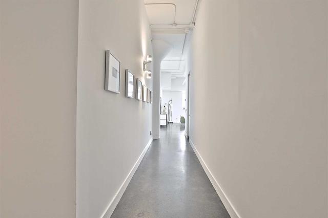 1021 - 155 Dalhousie St, Condo with 1 bedrooms, 2 bathrooms and 1 parking in Toronto ON | Image 8