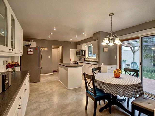 3390 St Patrick's Dr, House detached with 3 bedrooms, 3 bathrooms and 6 parking in Windsor ON | Image 23