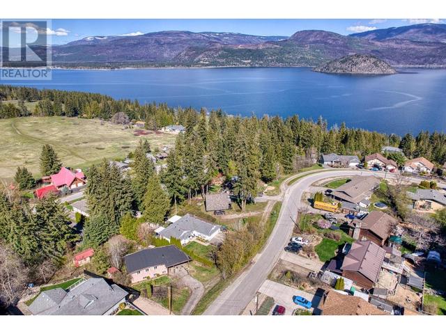 2213 Lakeview Drive, House detached with 2 bedrooms, 2 bathrooms and 2 parking in Columbia Shuswap C BC | Image 47