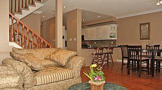 4 - 1169 Dorval Dr, Townhouse with 2 bedrooms, 3 bathrooms and 2 parking in Oakville ON | Image 4