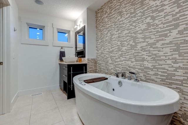 10 Aspen Meadows Heath Sw, House detached with 6 bedrooms, 3 bathrooms and 6 parking in Calgary AB | Image 28