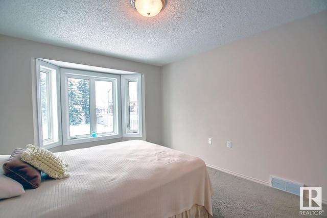 6584 158 Av Nw, House attached with 3 bedrooms, 2 bathrooms and null parking in Edmonton AB | Image 14