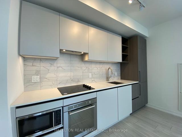 4502 - 55 Mercer St, Condo with 3 bedrooms, 2 bathrooms and 1 parking in Toronto ON | Image 11