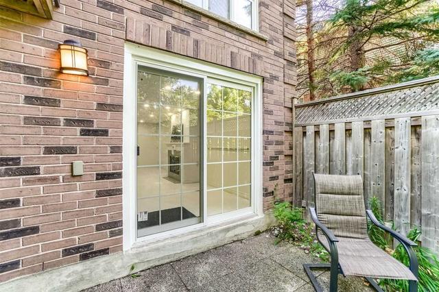42 Lancewood Cres, Townhouse with 3 bedrooms, 4 bathrooms and 2 parking in Brampton ON | Image 27