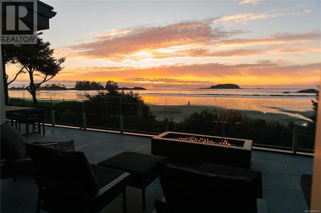 1305 Lynn Rd, House detached with 7 bedrooms, 9 bathrooms and 3 parking in Tofino BC | Image 37
